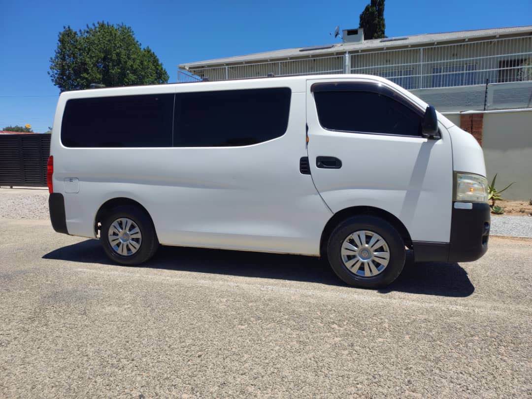 used nissan caravan