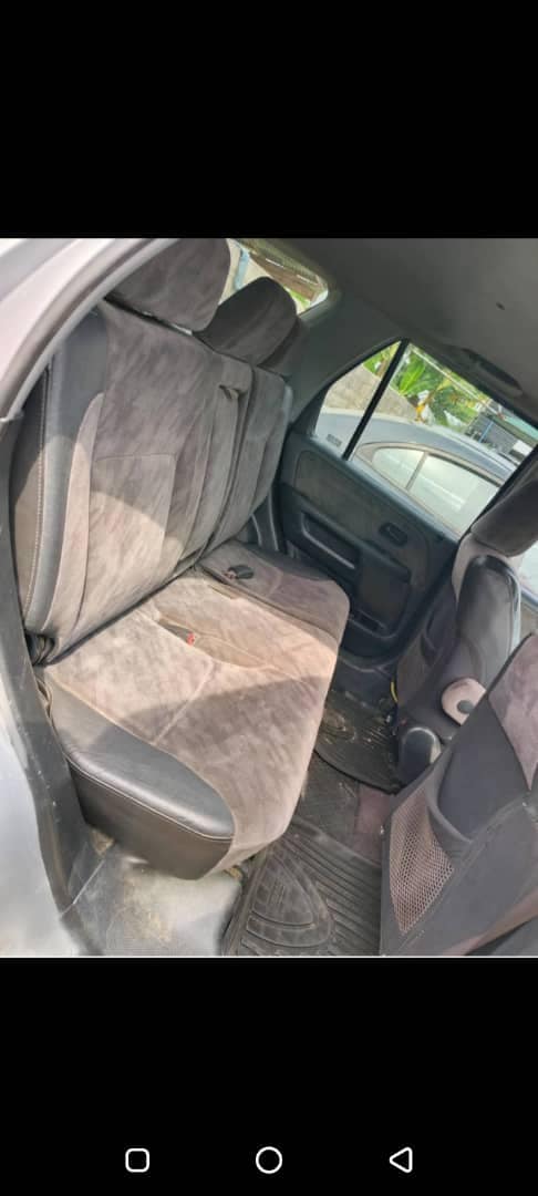 A picture of Honda CR V