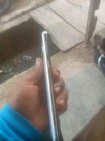 A picture of Samsung Galaxy S10 Very Clean Some parts of the screen