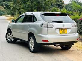 A picture of TOYOTA HARRIER