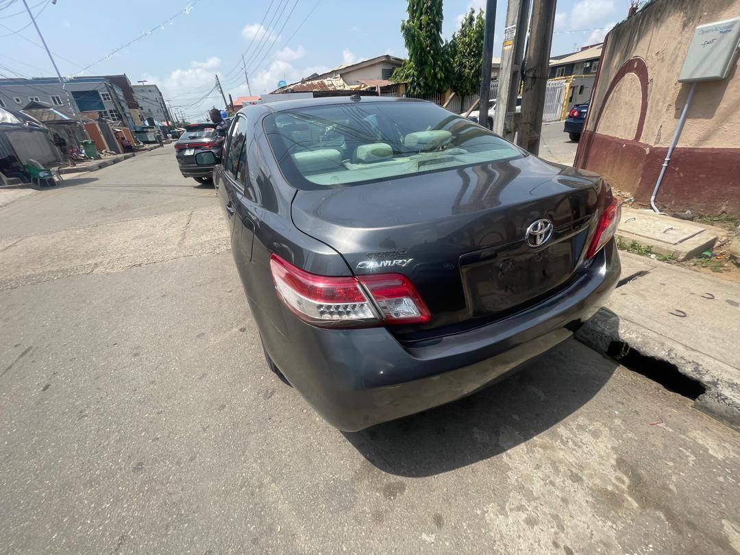 A picture of Toyota Camry 2010 Toks