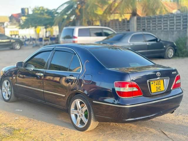 A picture of Brevis kaliii sanaaa Full ac open roof safari popote