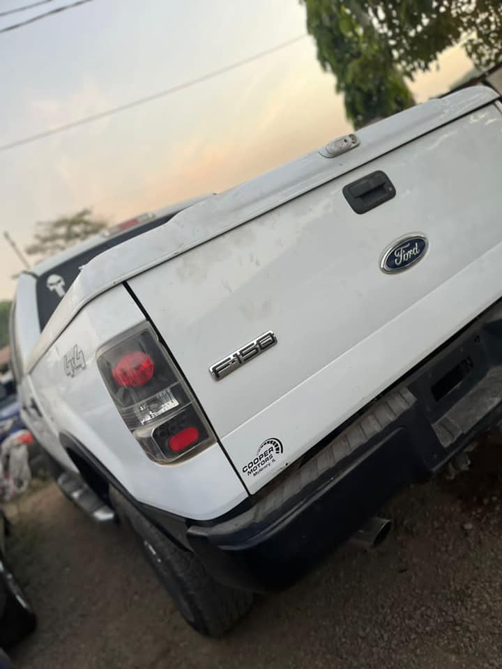 A picture of Ford F_150 2005 model Abuja