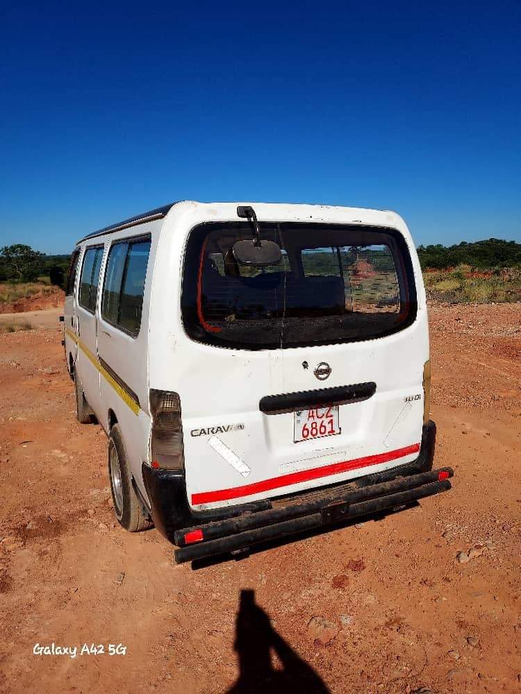 used nissan caravan