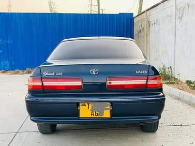 A picture of Gari ya mwaalabu million 4 5 haimjui fundi wala rangi