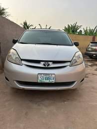 A picture of verified toks standard compound 2008 full options Toyota Sienna With