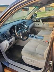 A picture of Foreign Used Toyota Highlander 2013 ojota Lagos