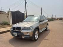 A picture of 07 BMW