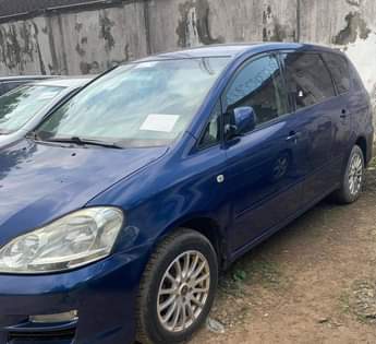 A picture of 08065357911 Manufacturer Toyota Model verso Year 2005 Price 1 6m