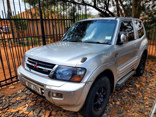 A picture of Pajero mitsubishi