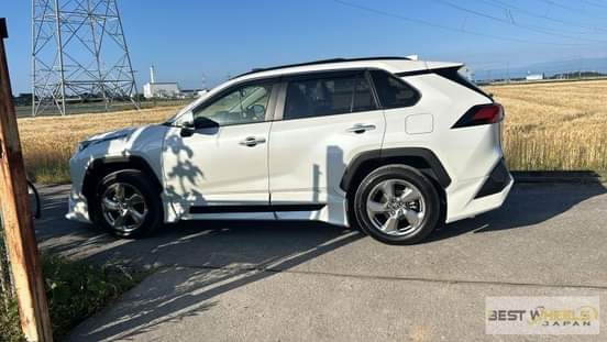 A picture of 2020 Toyota RAV 4 2020