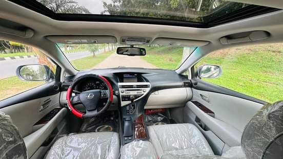 A picture of 2012 RX350 registered and used for just 3months only still