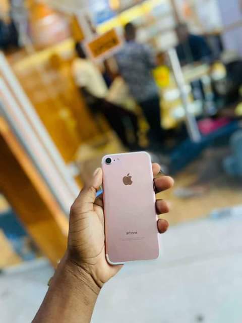 A picture of IPHONE 7G