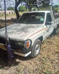 A picture of Hillux milion 8 8 Ipp mwanza Manual Engine 3y 0784857610