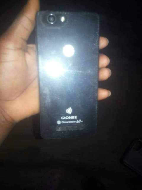 A picture of Gionee f106