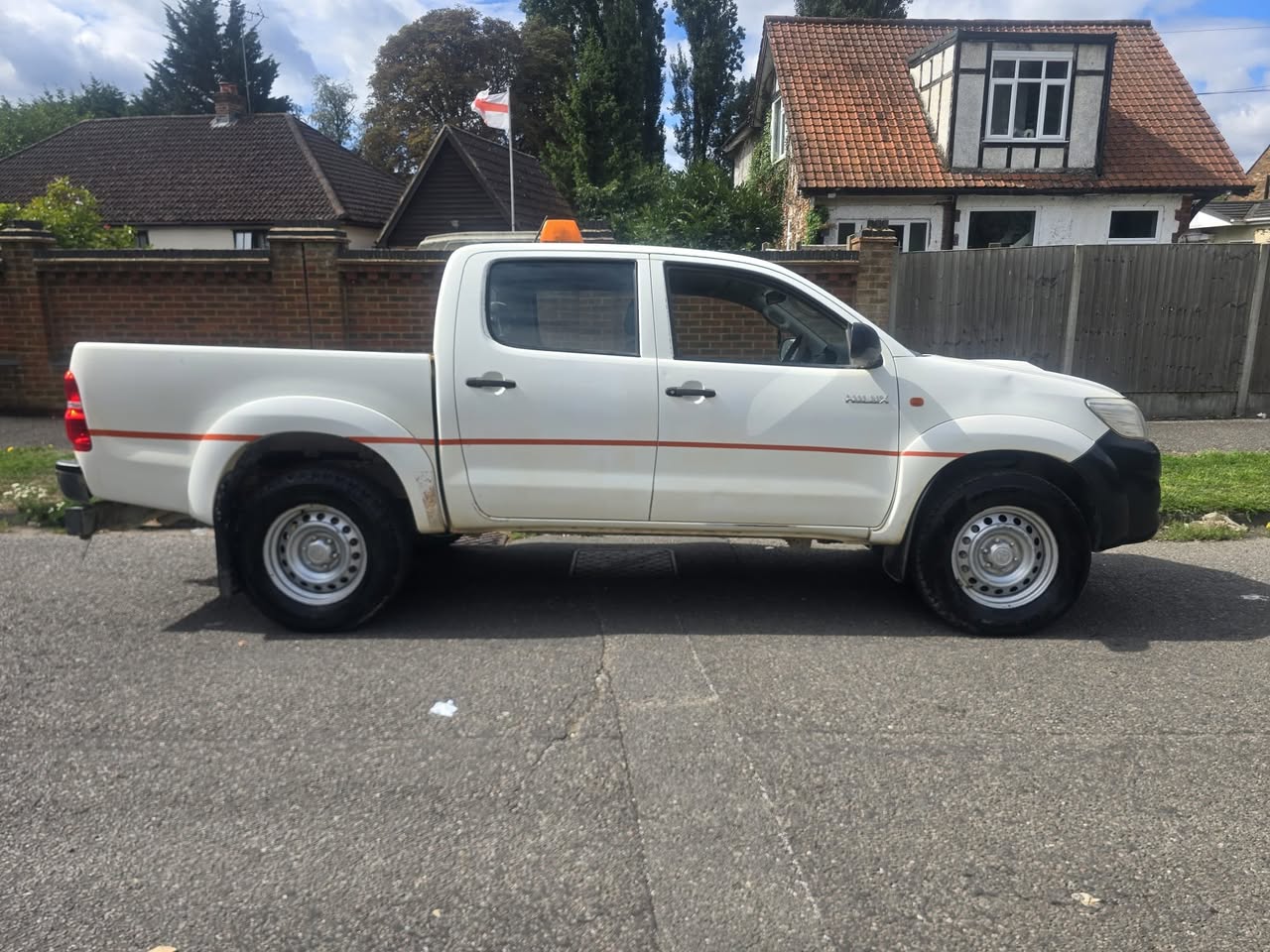 A picture of 2015 TOYOTA HILUX 2.5 D 4D 4X4 ACTIVE PICK UP