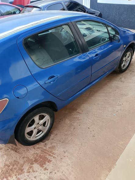 A picture of Car
