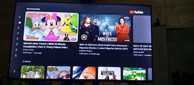 A picture of Flat tv