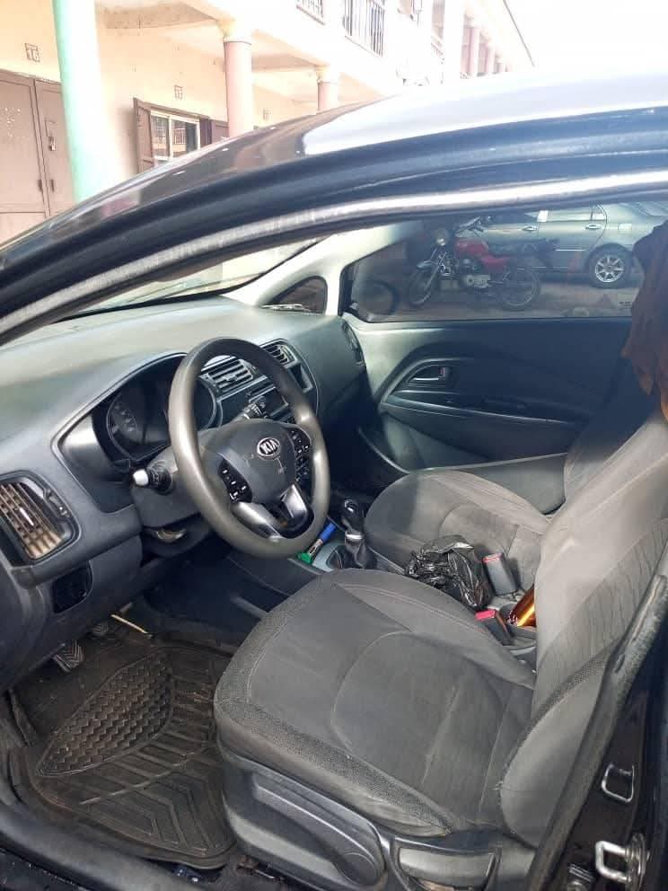 A picture of Kia Rio 2012