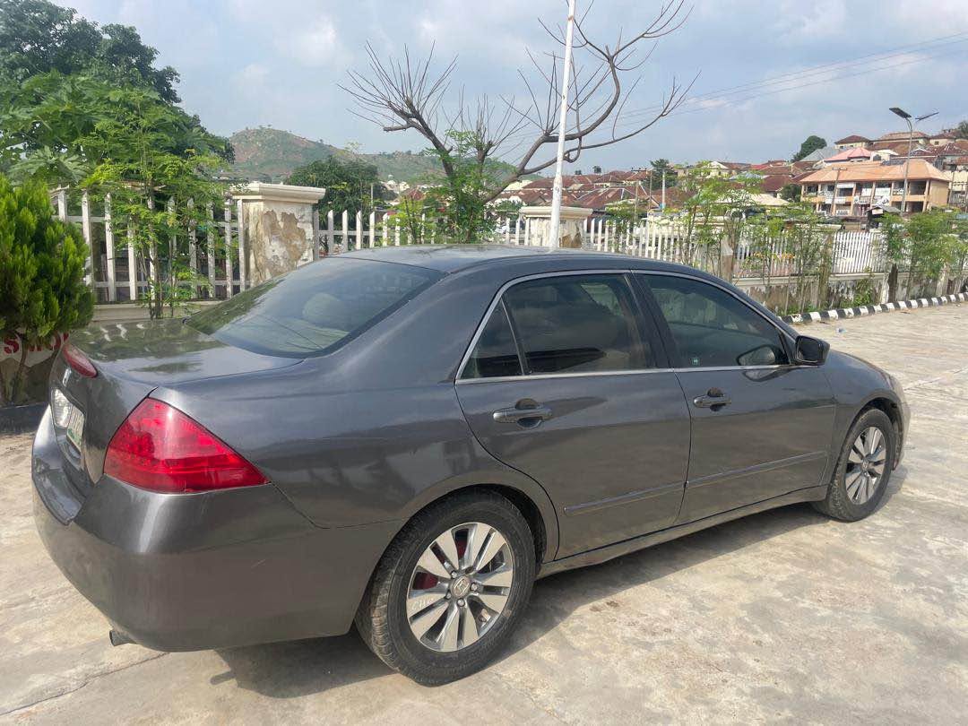 A picture of Super sound 2007 Honda Accord DC with untempered engine and