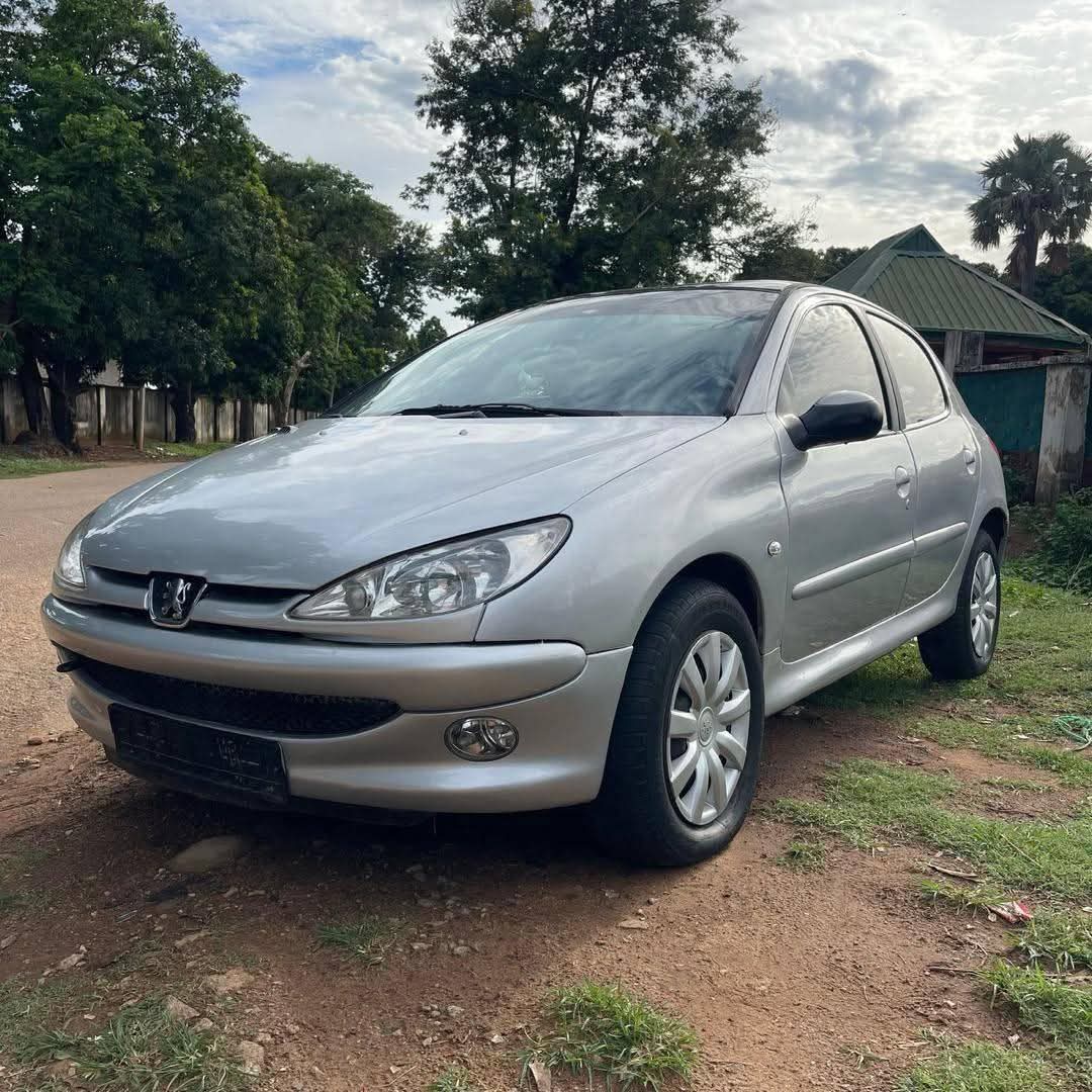 A picture of SUPER CLEAN PEUGEOT 206 2006 MODEL WITH COMPLETE ORIGINAL PAPERS