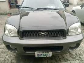 A picture of Hyundai Santa