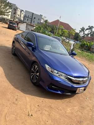 A picture of Accord Coupe 2016