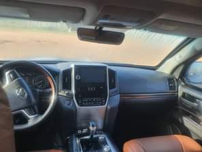 A picture of TOYOTA LAND CRUISER V8 BULLET PROOF 2017 MODEL PETROL ENGINE