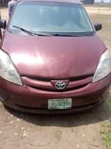 A picture of 09 sienna First body Belgium Engine Ac chilling Gear disengage