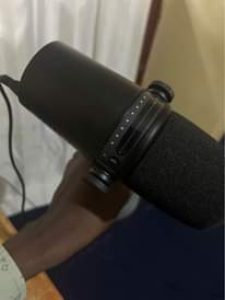 A picture of Shure MV7 USB podcast Microphone