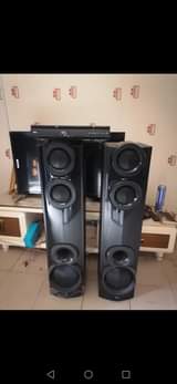 A picture of LG 1000w Body Guard home theater