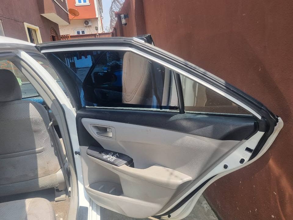 A picture of Tokunbo Toyota Camry 2015 model LE 08062540056 08125505912 08159206843