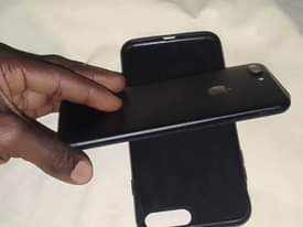 A picture of I phone 7 plus