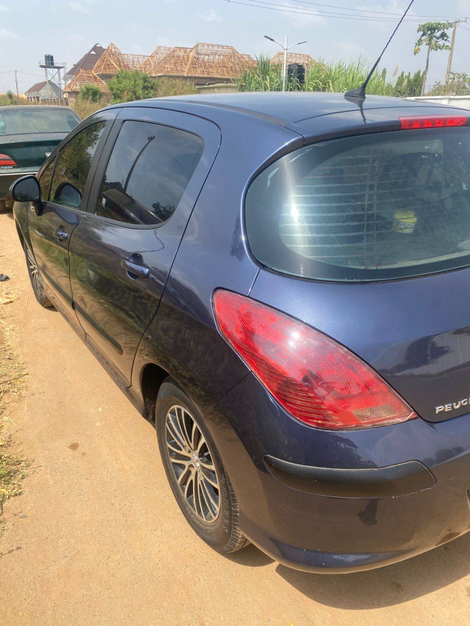 A picture of Peugeot 308 manual