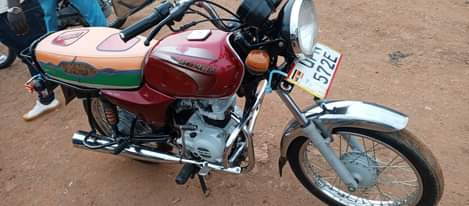 A picture of BAJAJ BOXER