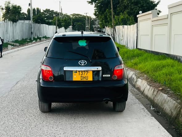 A picture of TOYOTA IST NEW