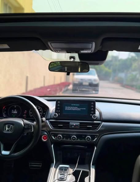A picture of 2022 Honda accord sports 2 0T