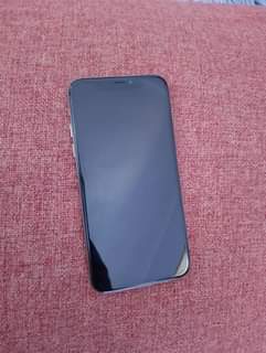 A picture of IPHONE XS