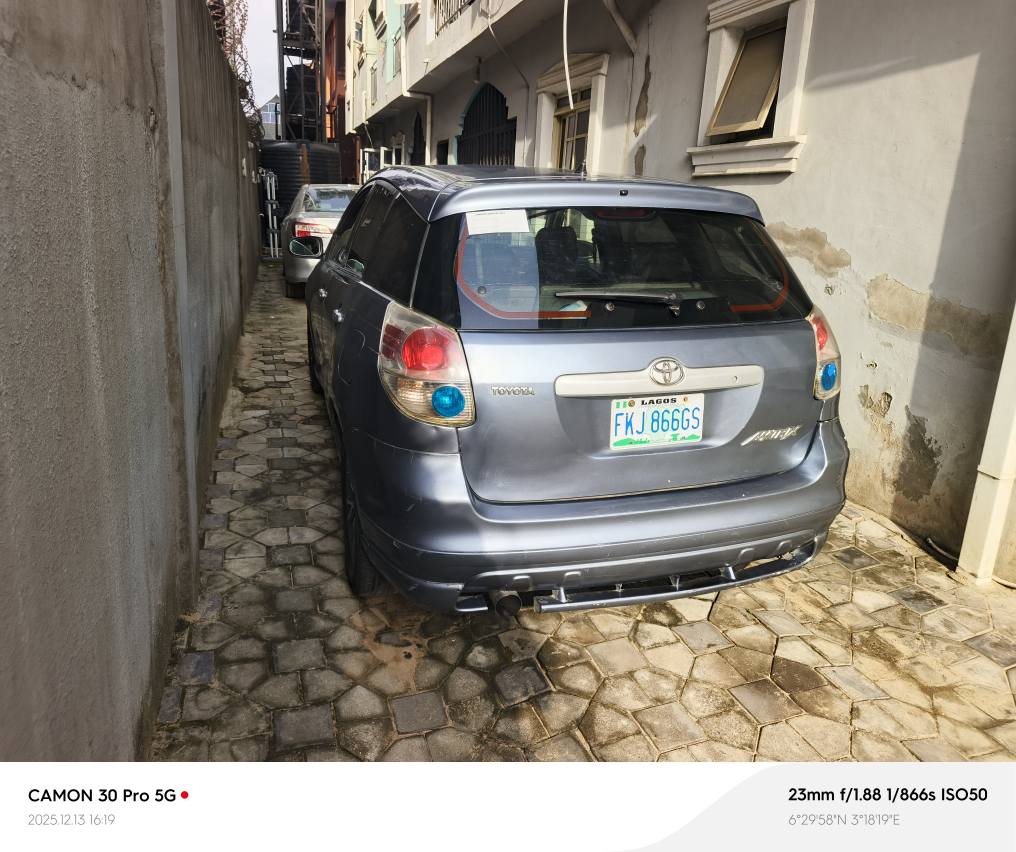 A picture of 2005 Toyota Matrix