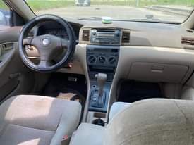 A picture of Toyota Corolla 2004 7033647531