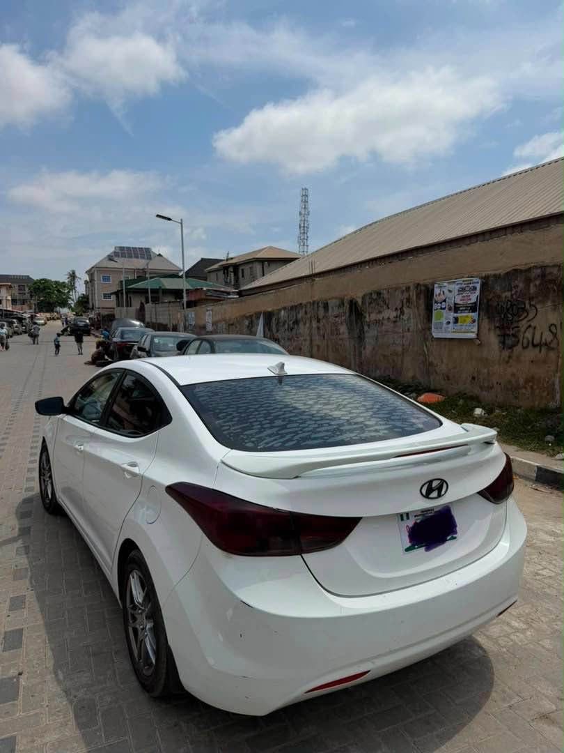 A picture of 2013 Hyundai Elantra