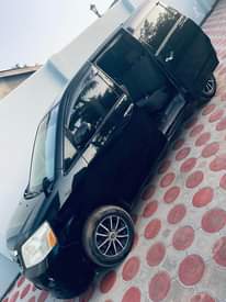 A picture of TOYOTA NOAH VOXY 2005