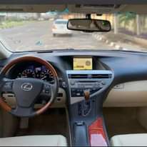 A picture of RX 350 2012