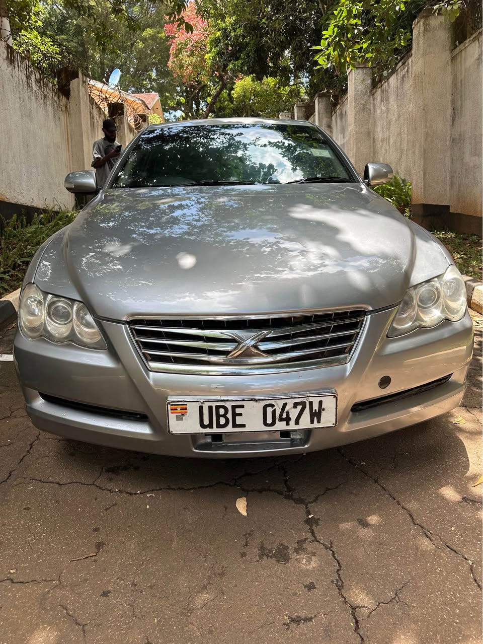 A picture of Toyota markx