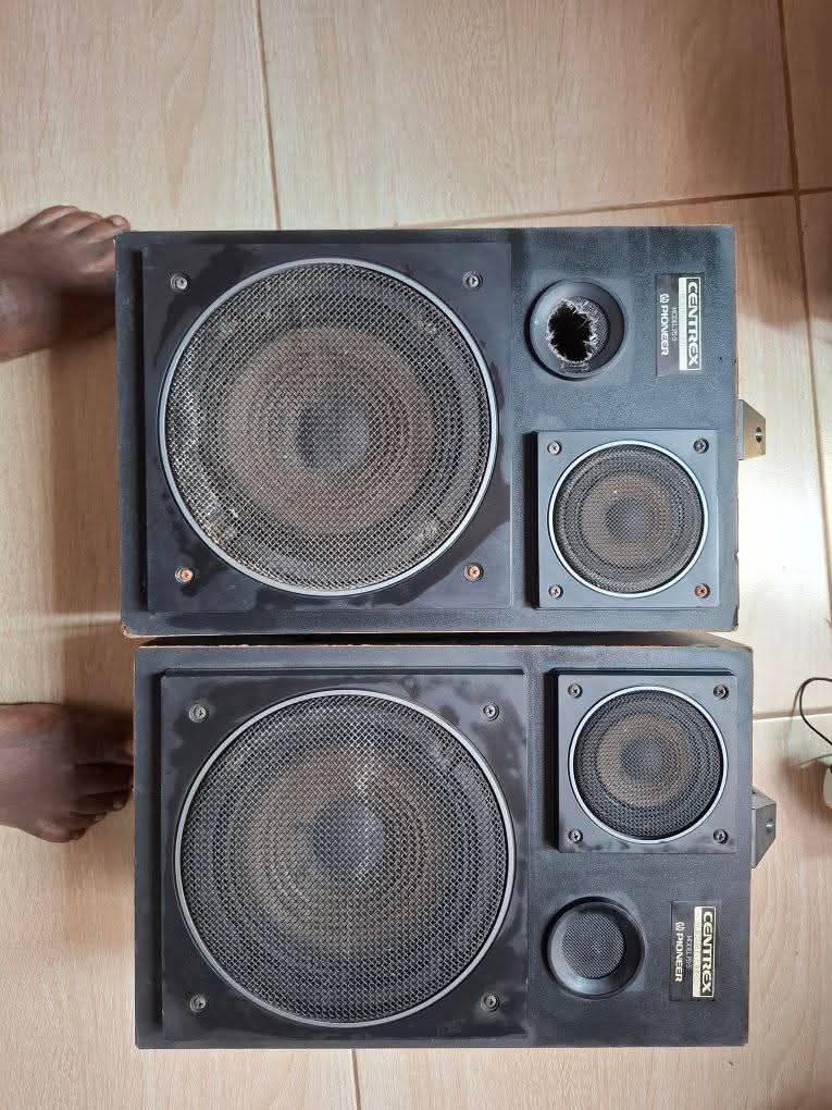speakers