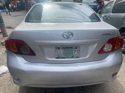 A picture of Toyota Corolla 2009 Color Silver First body Neatly used Oven