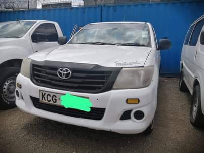 A picture of 2015 Toyota Hilux single cab