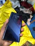 A picture of Samsung Note 9 on sell