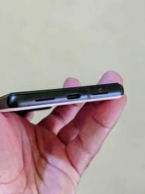 A picture of GOOGLE PIXEL 6 PLAIN INAUZWA KARIBUNI SANA WADAU