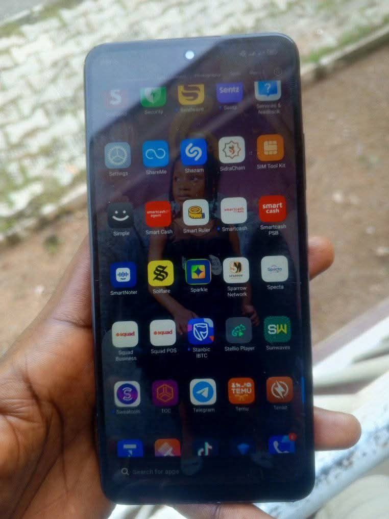A picture of Redmi note 11 pro